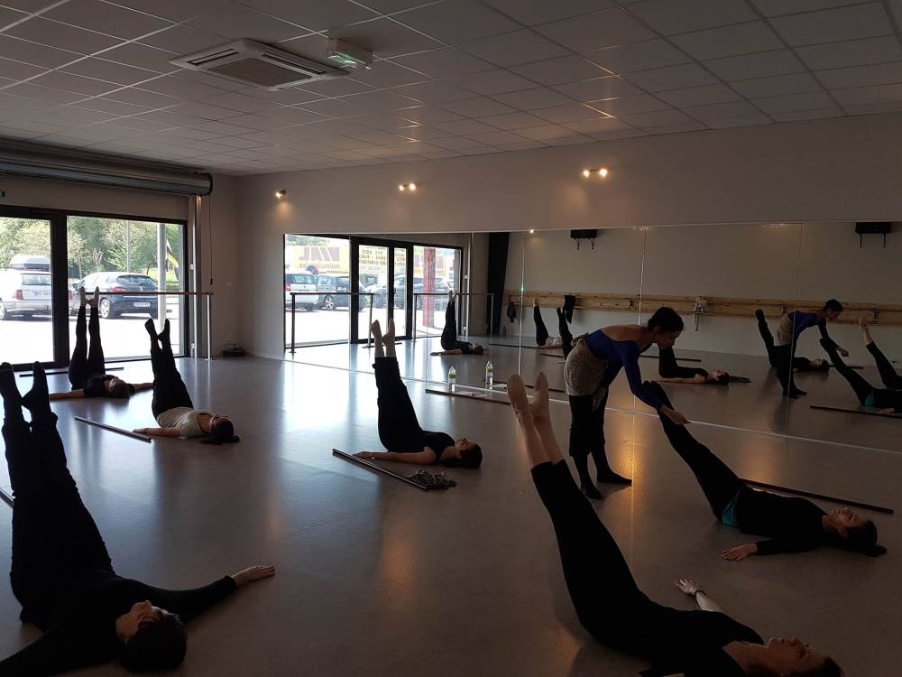 cole de danse_STUDIO-Libre-À-CORPS_Saint-Pierre-du-Mont (3)