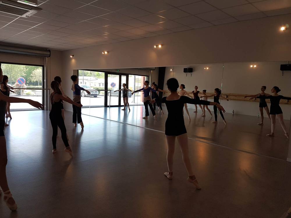 cole de danse_STUDIO-Libre-À-CORPS_Saint-Pierre-du-Mont (4)