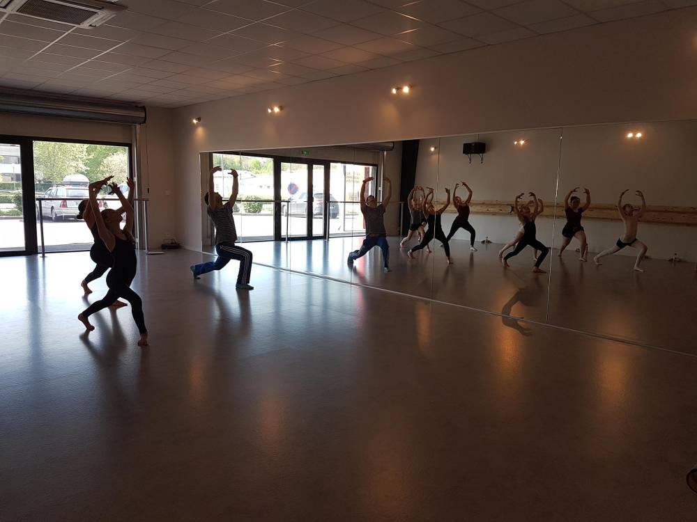 cole de danse_STUDIO-Libre-À-CORPS_Saint-Pierre-du-Mont (9)