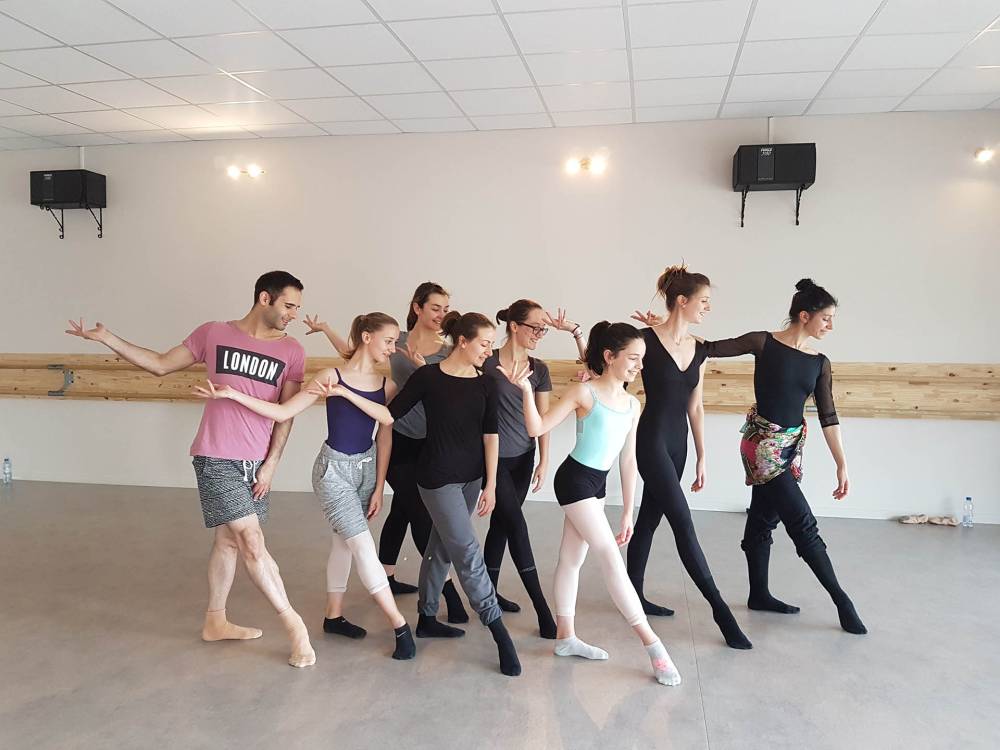 cole de danse_STUDIO-Libre-À-CORPS_Saint-Pierre-du-Mont (1)