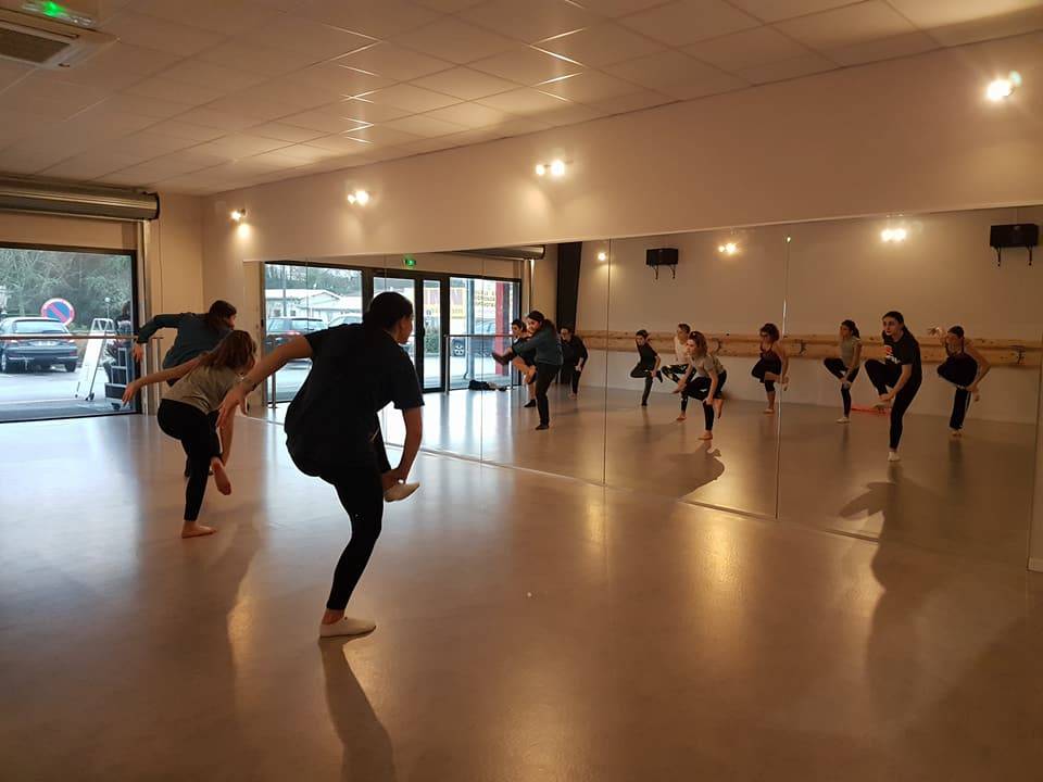 cole de danse_STUDIO-Libre-À-CORPS_Saint-Pierre-du-Mont (4)