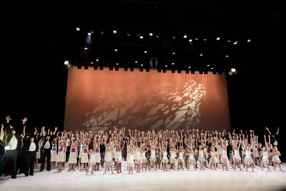 Spectacle Studio Libre A Corps 2023 (1290)